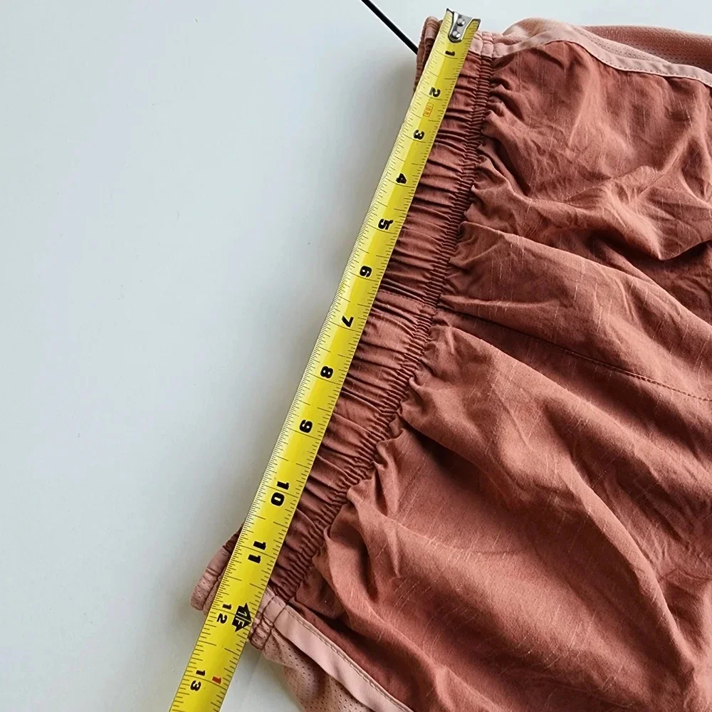 Nike Dri-Fit Women's Athletic Shorts Lightweight Run Jog Brown Pink Lined S